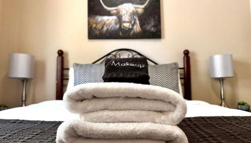 Charming 2BR Cottage Near Freeway-Cul-de-sac - Foto 5