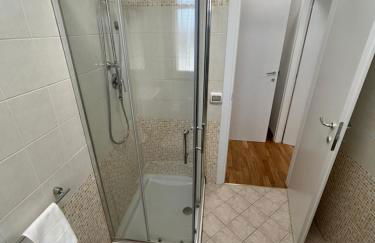 Forli Sud - Romagna Central Suite Apartment - Parking - Self Check-In - Foto 4
