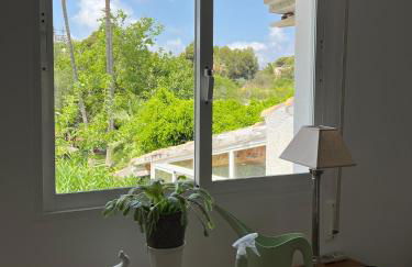 Duplex in residential complex with pool - Photo 14