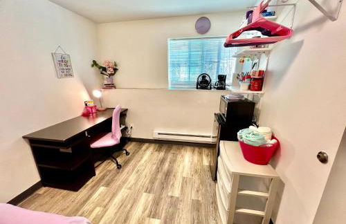 Private Room with Shared Bathroom on the 1st Floor 10 Minutes Walk to University of Washington - Foto 12