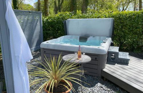 Luxury retreat with hot tub & wood burner - Mylor - Foto 2