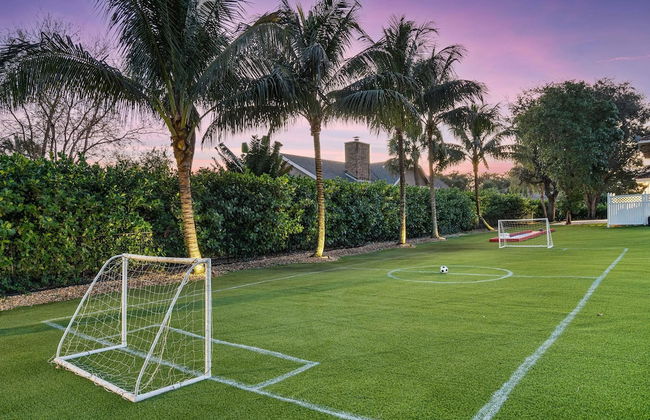 Luxurious 6-Bedroom Villa with Pool & Games - Foto 60