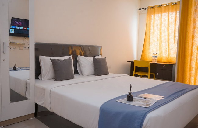 Convenient Studio Apartment At B Residence - Foto 1