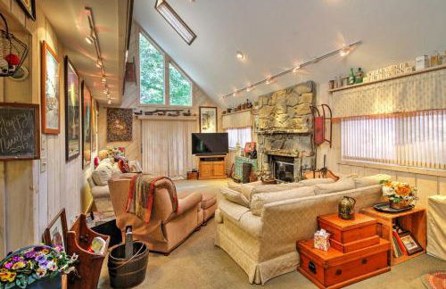 West Dover Vacation Rental with Hot Tub Near Mt Snow - Foto 4