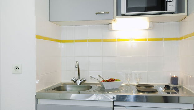 BRIT HOTEL Confort Lannion Centre Gare - Photo 2, Room