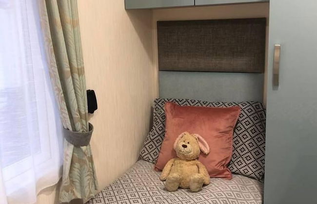 Superior 6 Berth Holiday Home in Suffolk, - Foto 10