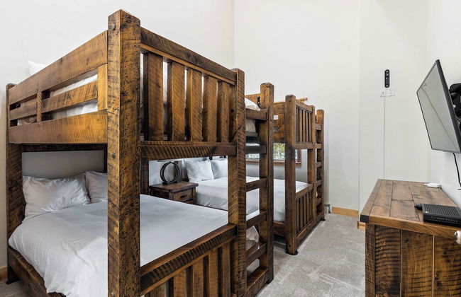 Lazy Bear Log Cabin Canyons Park - Foto 3