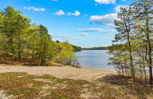 4 Bedroom - 5 min walk to Jenkins Pond - Foto 10