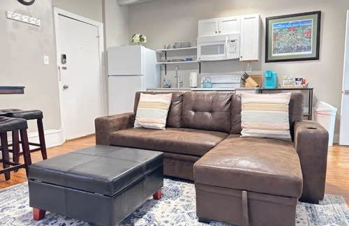 Urban Bloom King Bed 2TVs Free Parking Museums - Foto 4