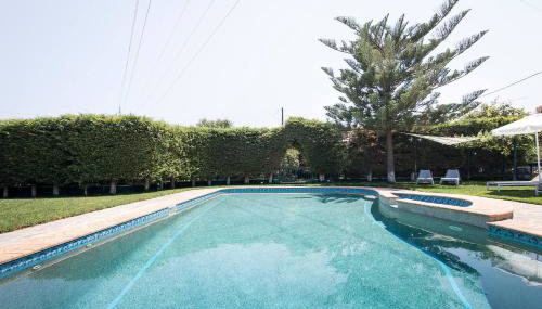 Chara's Private Villa with Swimming Pool & jacuzzi - Foto 1