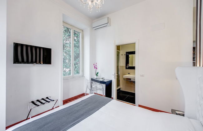 Imperia Suite - Photo 6