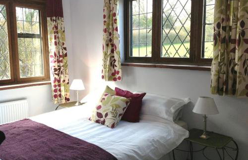 Idyllic Country Cottage South Downs - Photo 10