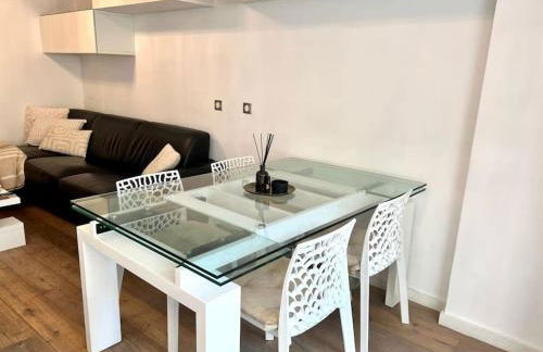 Champs-Elysées - Arc de Triomphe - 2 pièces - 4p - Foto 12