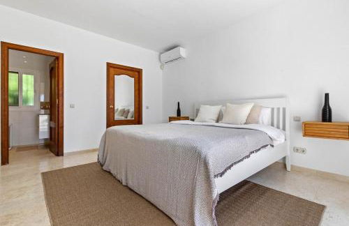 Villa Roco Marbella private pool and sea view - Photo 21