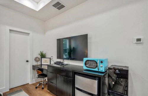 Nestled Nook Studio #2 @ East End Revitalized - Foto 2