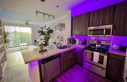 Tropical Breeze - 2BR/NRG/Medical Center/Galleria - Foto 14