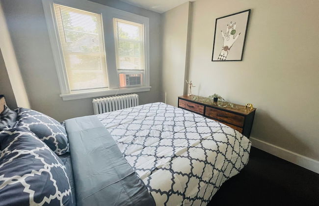 1-br Glenside - Long Term Available Parking - Photo 9