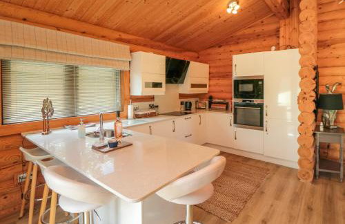 Wainstones Lodge 2 - Photo 6