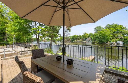 All Sports Lake House on Lake Orion! - Foto 61