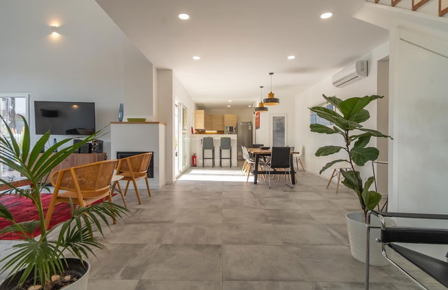 LV Premier LA2 Pool AC Garden sea View - Photo 18