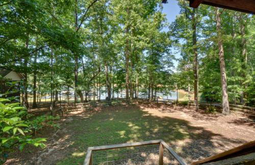 Private Dock & Game Room! Lake Hartwell Retreat - Foto 37