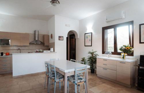 Villa Maila - Accogliente Villetta con Giardino Privato in Salento - Foto 48