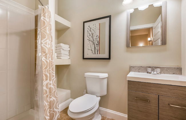 Brand New Spacious 4BD - Photo 16