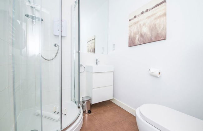 One Whites Row - Photo 24