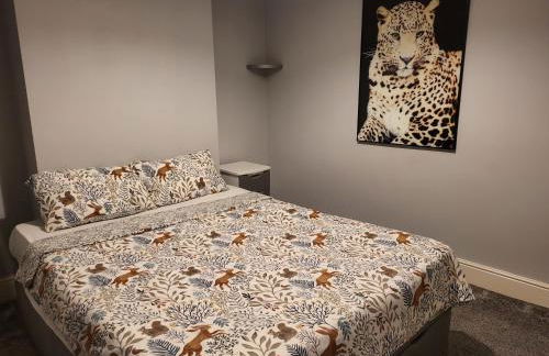 Apartment - Sleeps 5 - Great Location - Parking - Foto 93