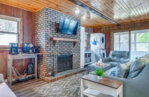 Family-Friendly Cabin Getaway On Castle Rock Lake Space to Relax & Play - Foto 21