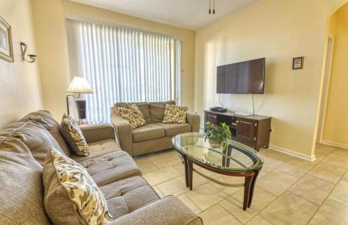 Windsor Palms Resort 3 Bedroom Condo 6 Miles to Disney - Photo 3