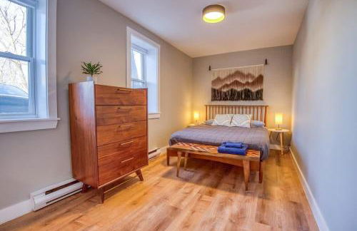 The Sunnyside Stay - Photo 7