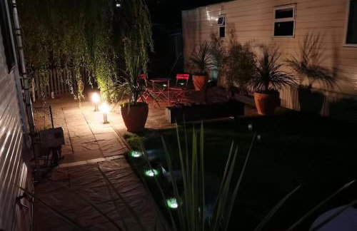 Lakes and woodlands hiking Overstone Holiday Park - Foto 77