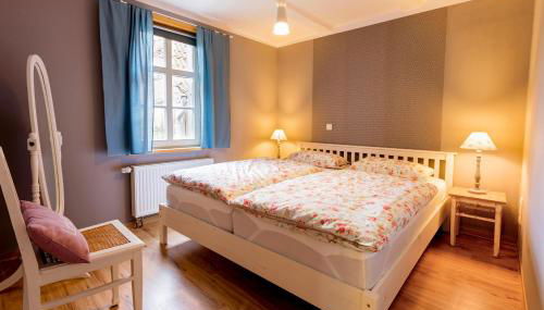 Schwesterherz im Schlafrock in Merxleben - Foto 3