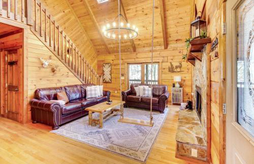 Secluded Cherry Log Cabin with Hot Tub and Swings! - Photo 4