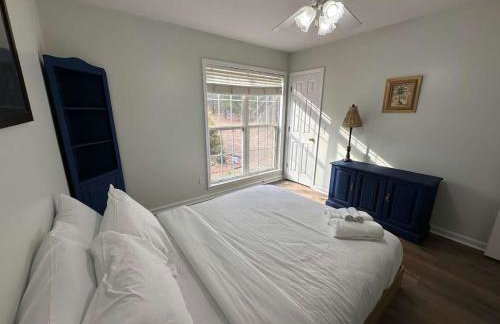 Whispering Waters Hideaway - Foto 24