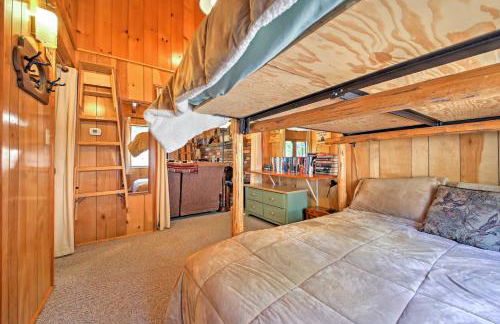 Big Bear Lake Cabin with Deck about 7 Mi to Ski Slopes! - Foto 14