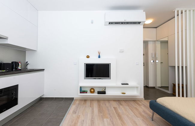 Elisabeth Downtown Apartments by FirstHost - Photo 38