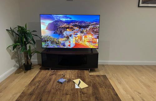 No4 Lux & Cosy Private Apartment in Nuneaton - Foto 3