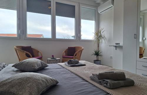 Mystic Grey Studio Apartment - Foto 12