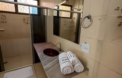 Casa com piscina, área gourmet e espaço p/ festas - Foto 13