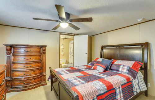 Bonneau Vacation Rental with Private Yard! - Foto 12