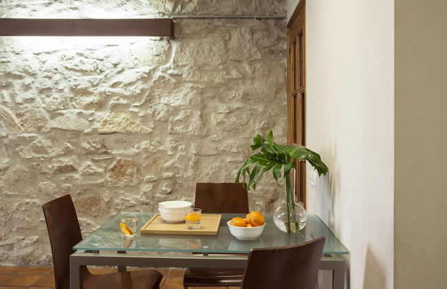 AinB Las Ramblas-Guardia Apartments - Photo 17