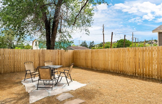 Prescott Family Friendly 3 Bedroom w Large Yard - Photo 32