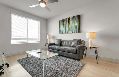 Global Luxury Suites near Liberty Station - Foto 2