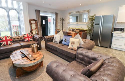 Knights Corner Stanhope Castle - Photo 8