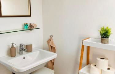 Moderne Dachgeschosswohnung an der Donau - Foto 12