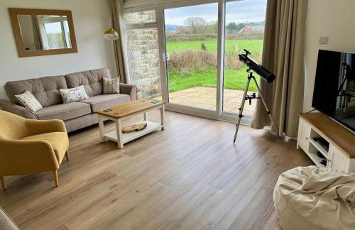 Family friendly 3 bedroom bungalow - Photo 28