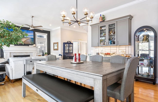 Golf-front Personal Arcade Hot tub Outdoor Kitchen - Photo 43