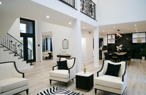 Sleek 7BR Exquisite Estate Resort Pool, Sauna, Spa 6500 SQF - Foto 5